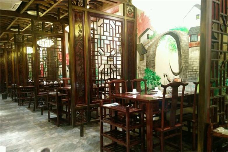 玺辣九宫格火锅